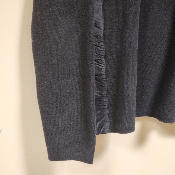 Calvin Klein Mens Black Pull over  Zipper Close Large L - Picture 4 of 8